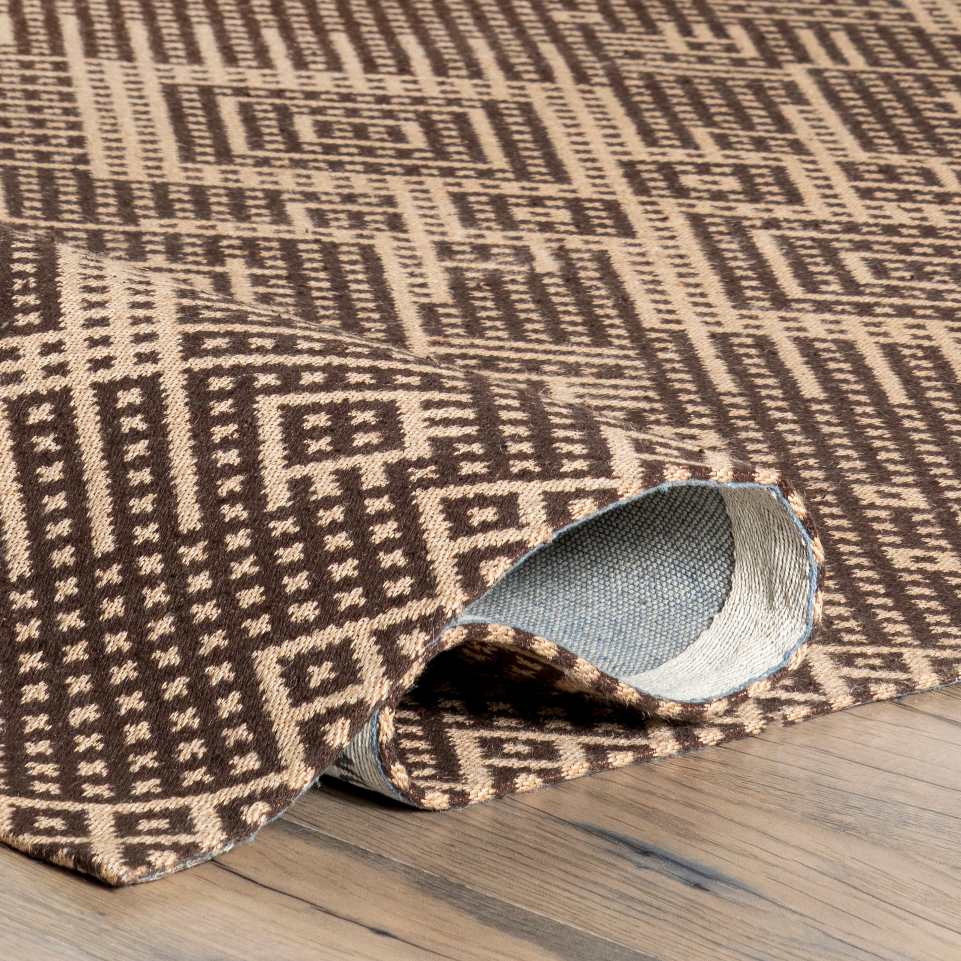 Nuloom Leith Geometric Nirv01A Natural Area Rug