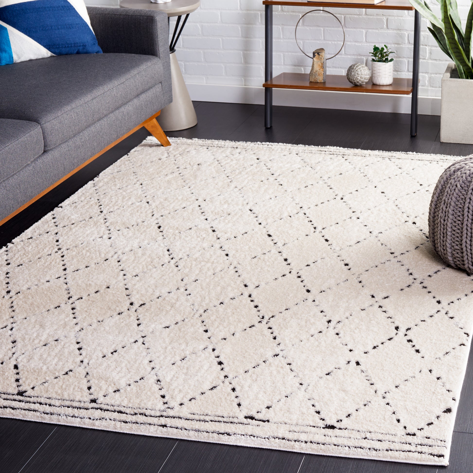 Safavieh Melody Mel102A Ivory/Black Area Rug