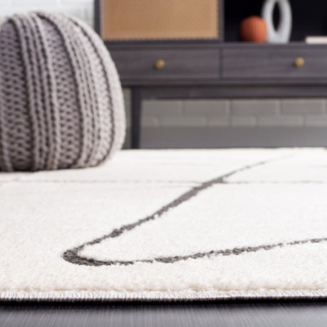 Safavieh Melody Mel120A Ivory/Black Rug.