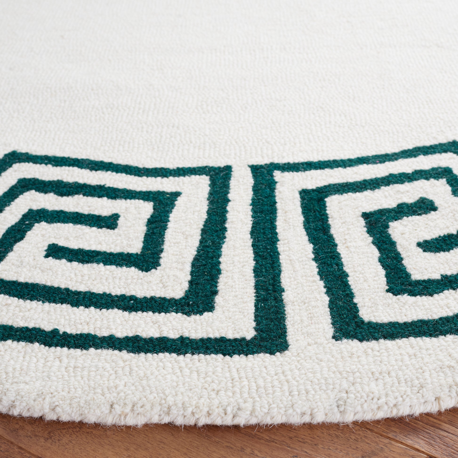 Safavieh Metro Met275Y Ivory/Green Area Rug