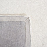 Safavieh Metro Met276F Ivory/Grey Rug.