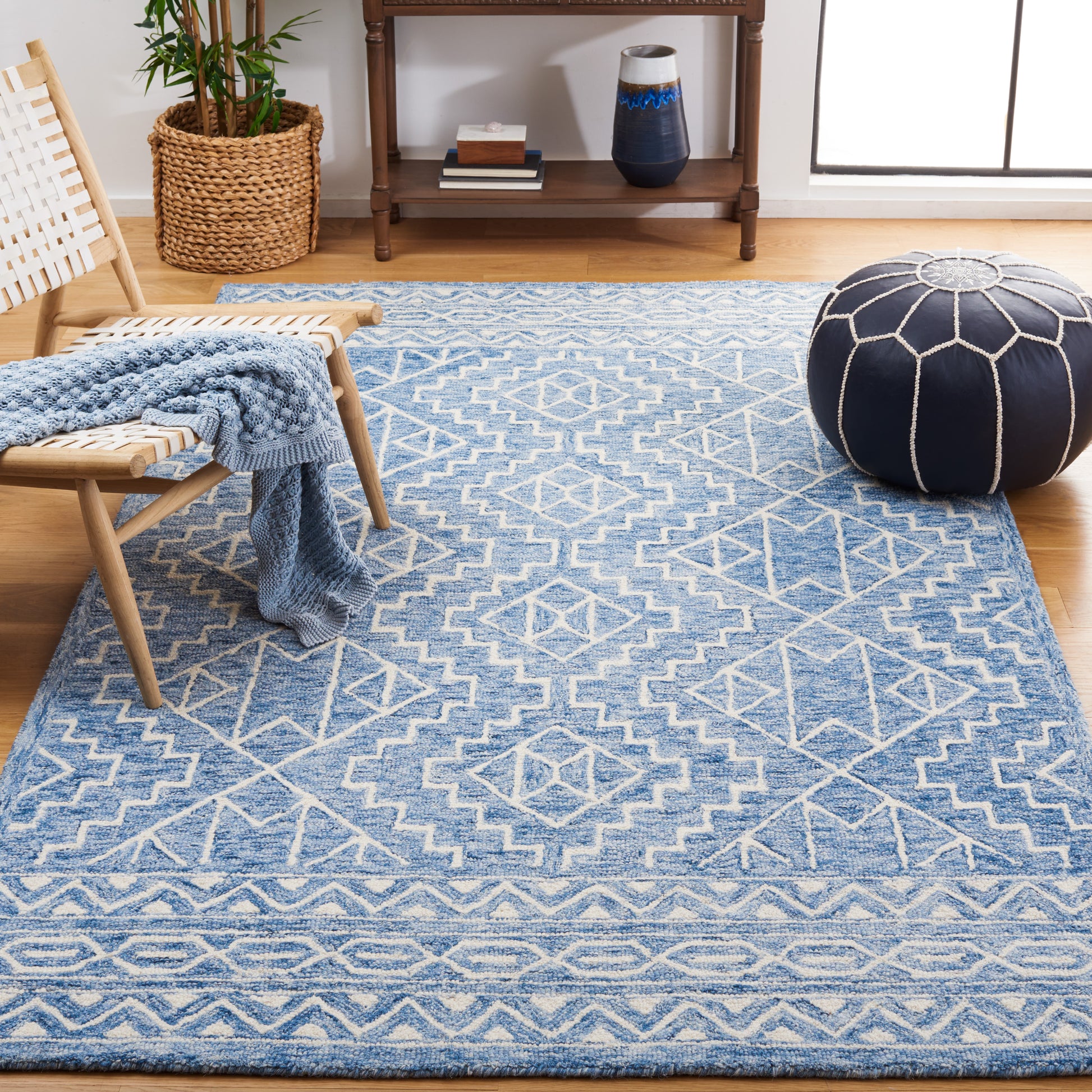 Safavieh Metro Met458M Blue/Ivory Area Rug