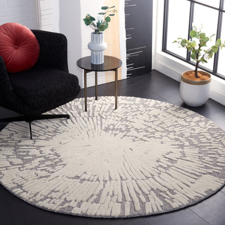 Safavieh Metro Met478F Grey/Ivory Rug.