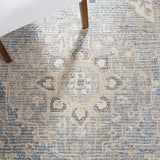 Safavieh Metro Met617F Light Grey/Ivory Rug.