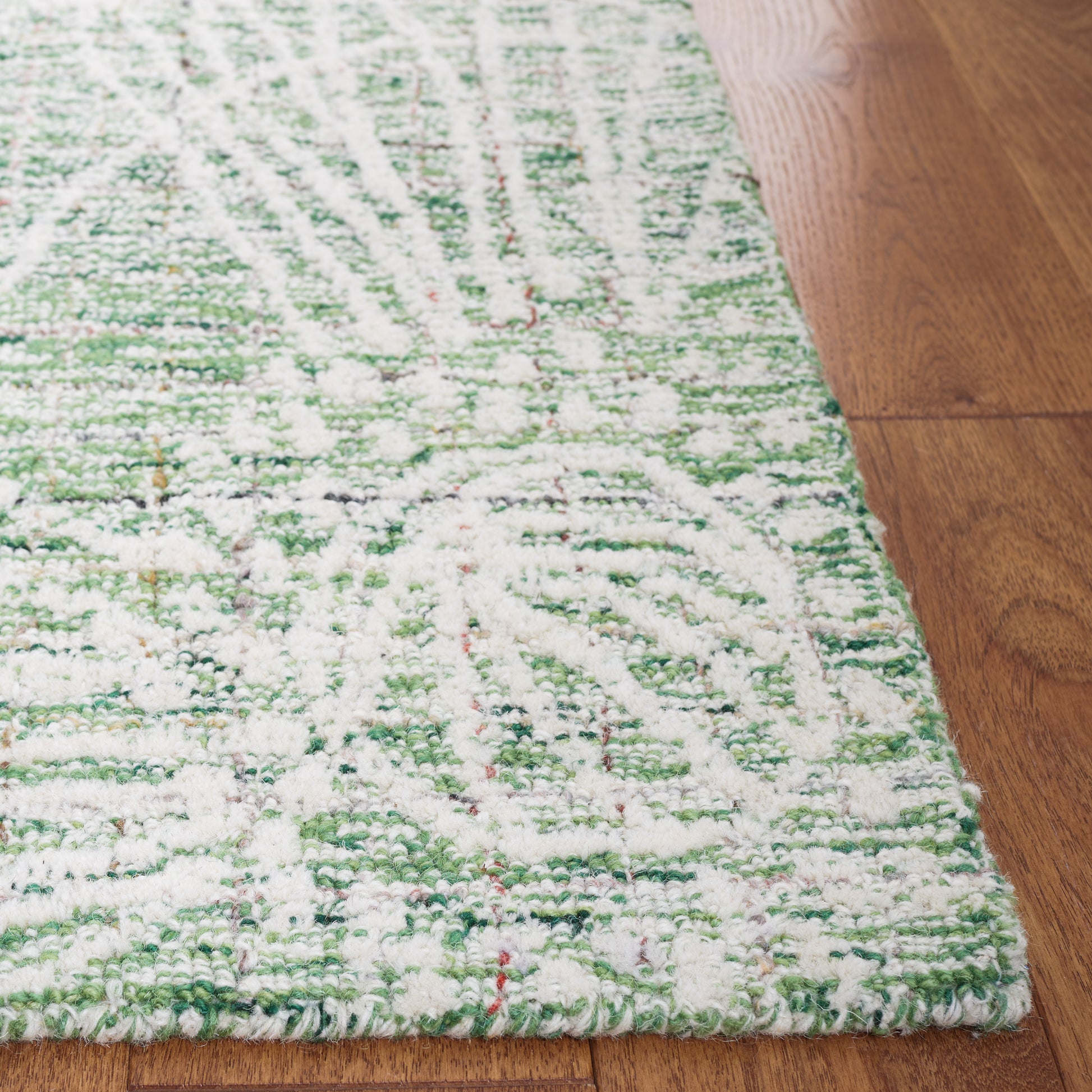 Safavieh Metro Met875Y Green/Ivory Area Rug