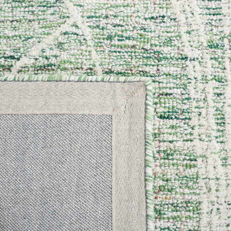 Safavieh Metro Met875Y Green/Ivory Rug.