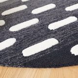Safavieh Metro Met882Z Black/Ivory Rug.
