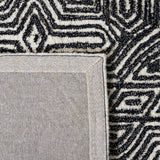 Safavieh Micro-Loop Mlp956Z Ivory/Black Rug.