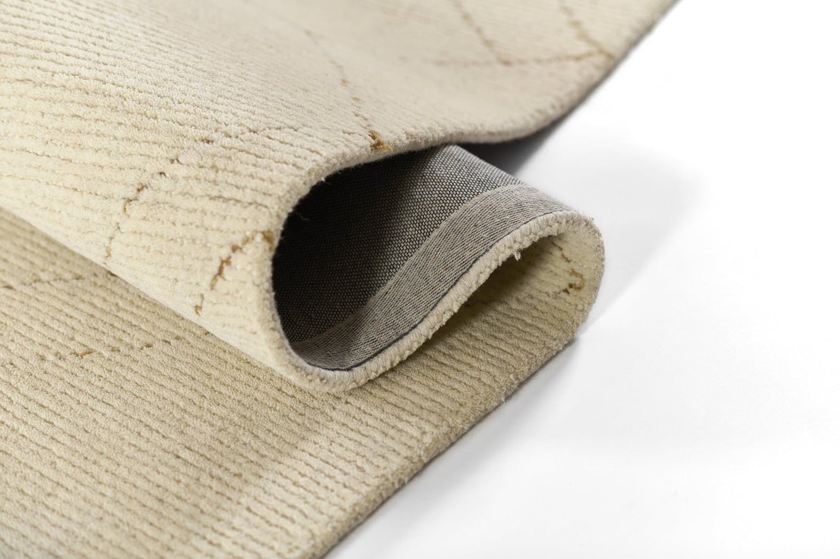 Momeni Everett Evt - 4 Ivory Rug - Momeni - evertevt - 4ivy2040