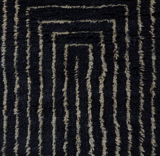 Momeni Neo Nem - 4 Navy Rug - Momeni - neo00nem - 4nvy2680