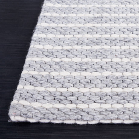 Safavieh Marbella Mrb207F Grey/Ivory Rug.
