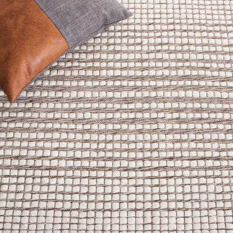 Safavieh Marbella Mrb208T Ivory/Dark Brown Rug.
