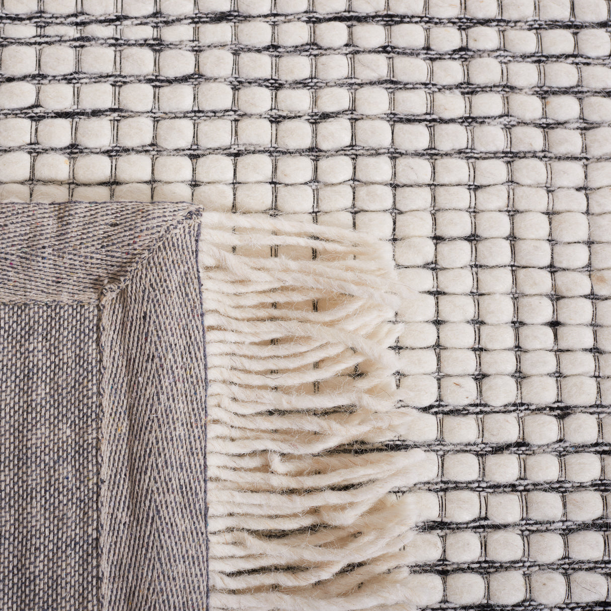 Safavieh Marbella Mrb208Z Ivory/Black Rug.