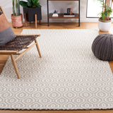 Safavieh Marbella Mrb325A Ivory/Beige Rug.