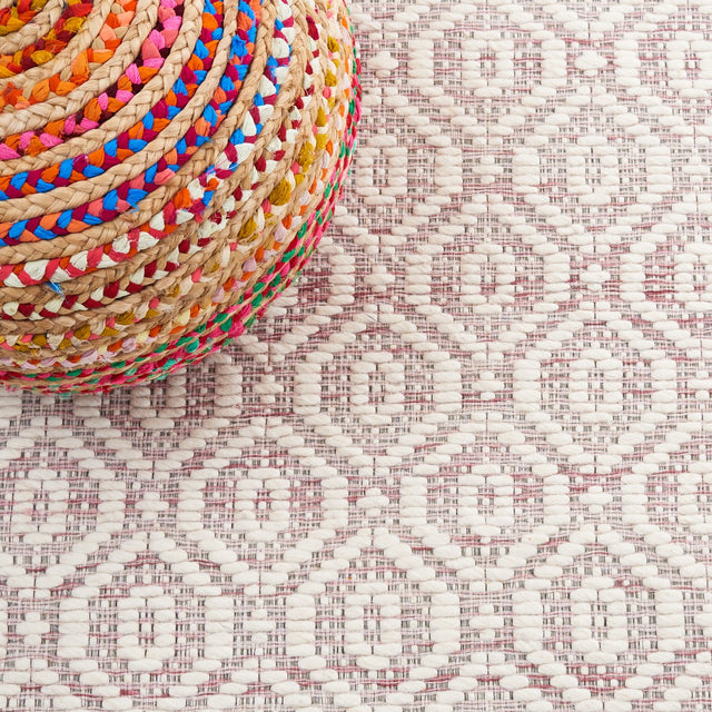 Safavieh Marbella Mrb325U Pink/Ivory Rug.