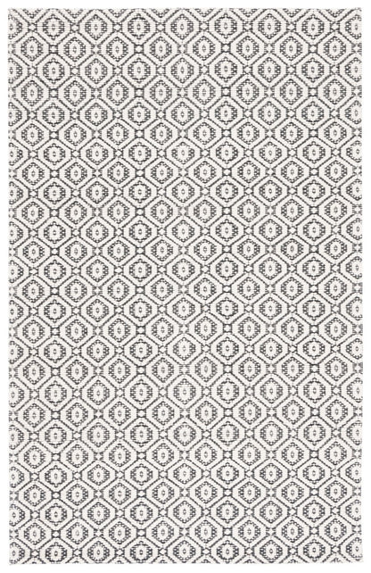 Safavieh Marbella Mrb325Z Black/Ivory Area Rug