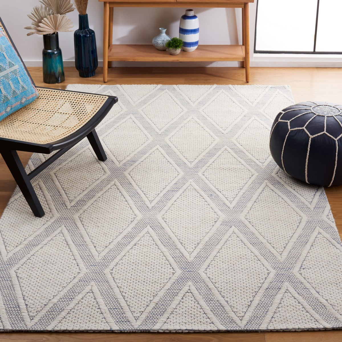 Safavieh Marbella Mrb326N Navy/Ivory Area Rug