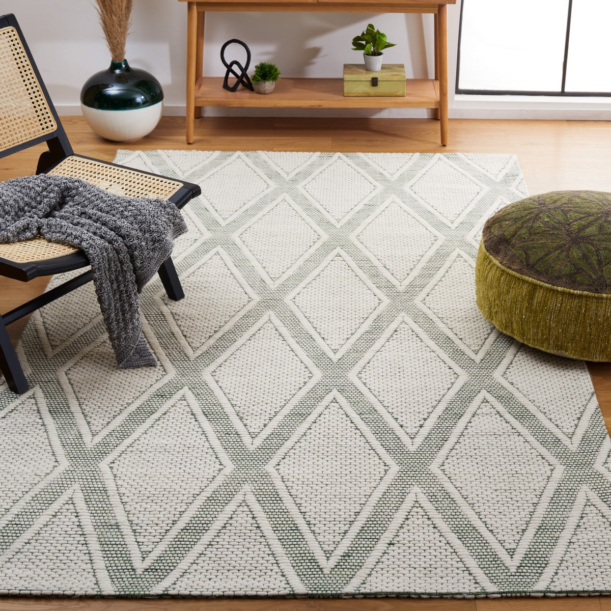 Safavieh Marbella Mrb326Y Green/Ivory Area Rug