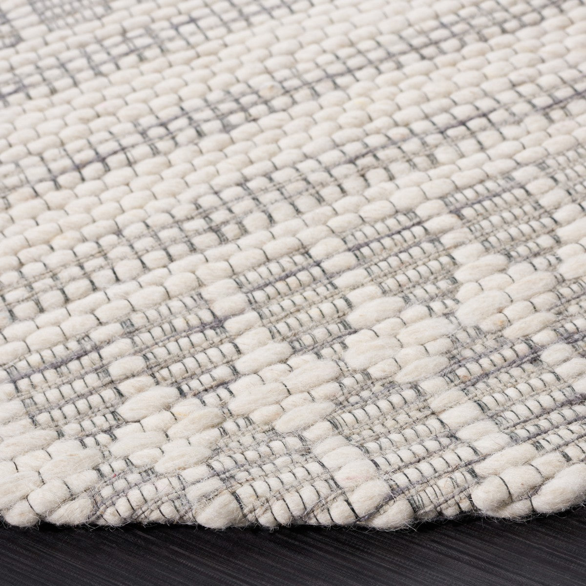 Safavieh Marbella Mrb327F Grey/Ivory Rug.