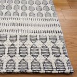 Safavieh Marbella Mrb327Z Black/Ivory Rug.