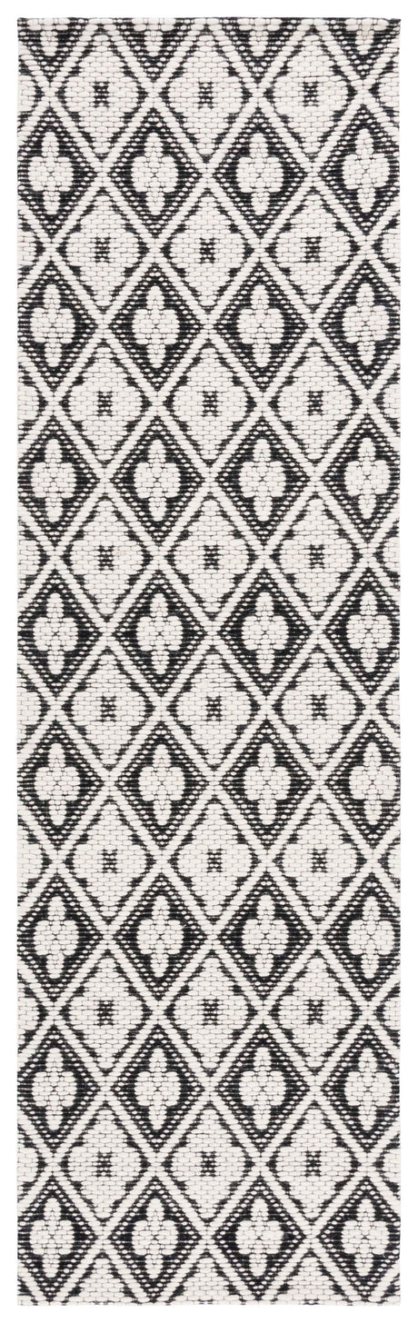 Safavieh Marbella Mrb328Z Black/Ivory Rug.