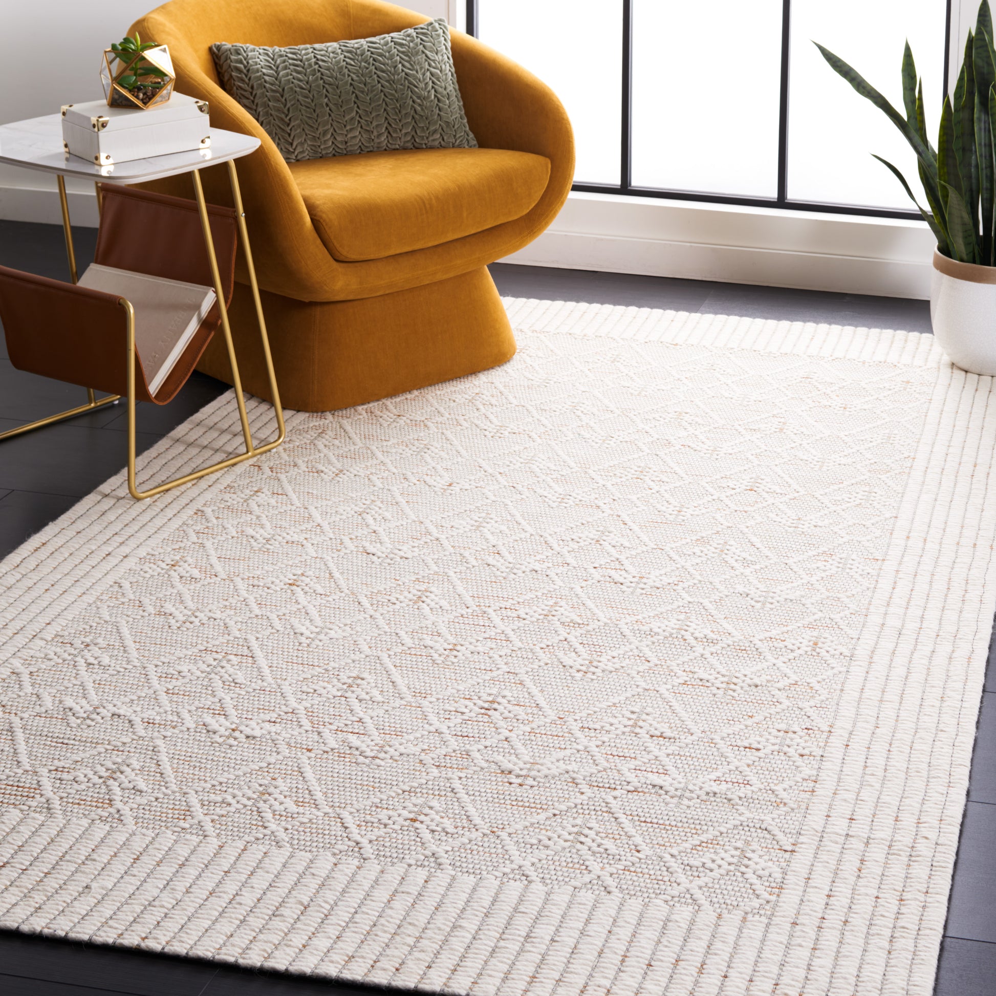 Safavieh Marbella Mrb430T Ivory/Brown Area Rug