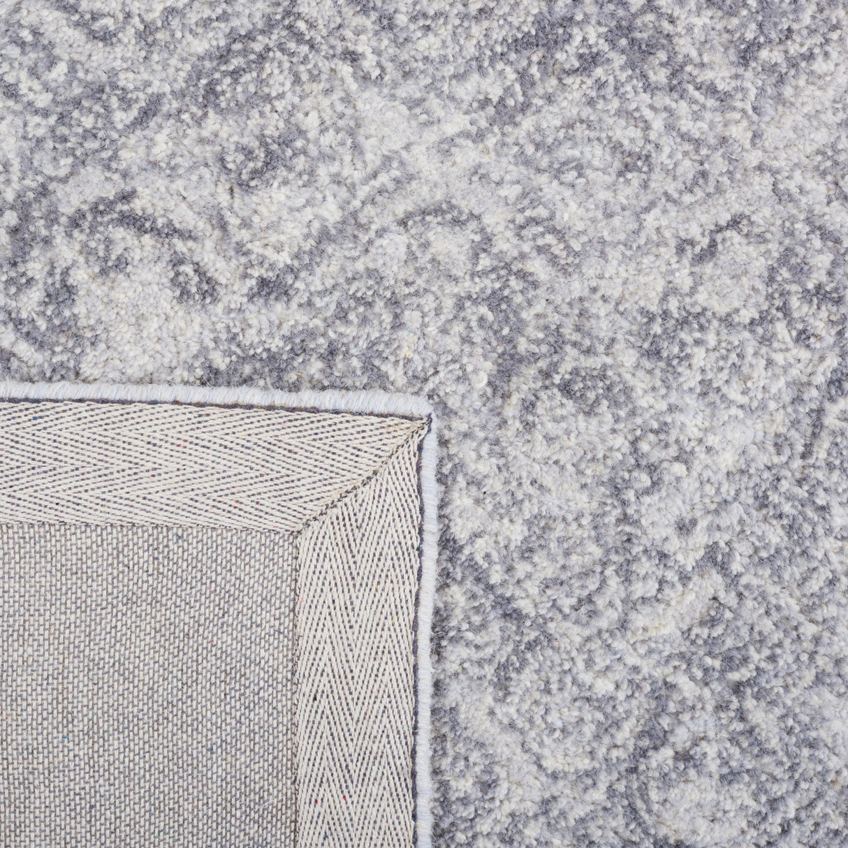 Safavieh Marquee Mrq201N Grey Rug.