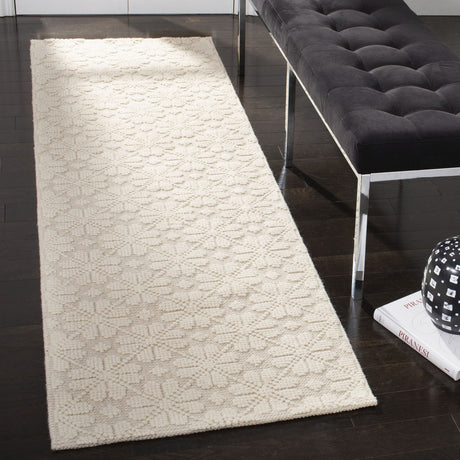 Safavieh Martha Stewart Msr3503A Ivory Rug.