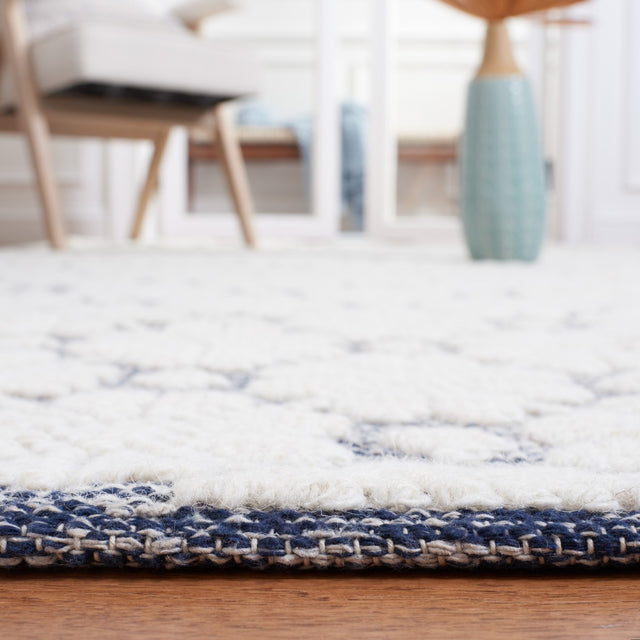 Safavieh Martha Stewart Msr3503N Ivory/Navy Rug.