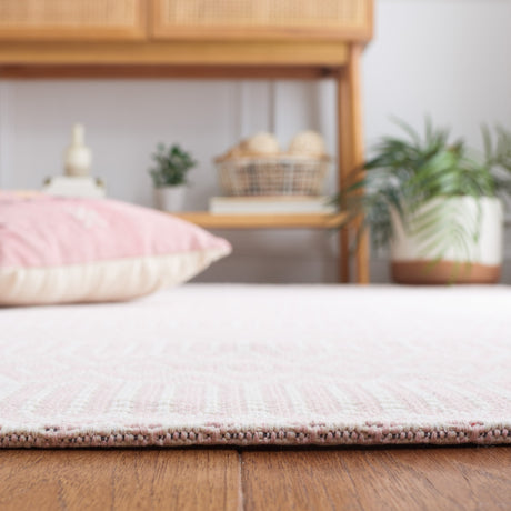 Safavieh Martha Stewart Msr405U Pink/Ivory Rug.