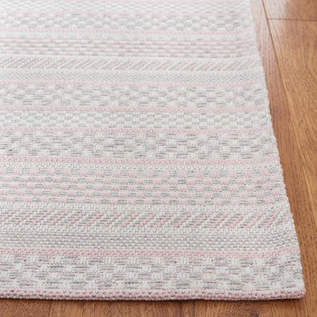 Safavieh Martha Stewart Msr412U Pink/Ivory Rug.