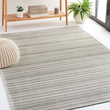 Safavieh Martha Stewart Msr412Y Green/Ivory Rug.