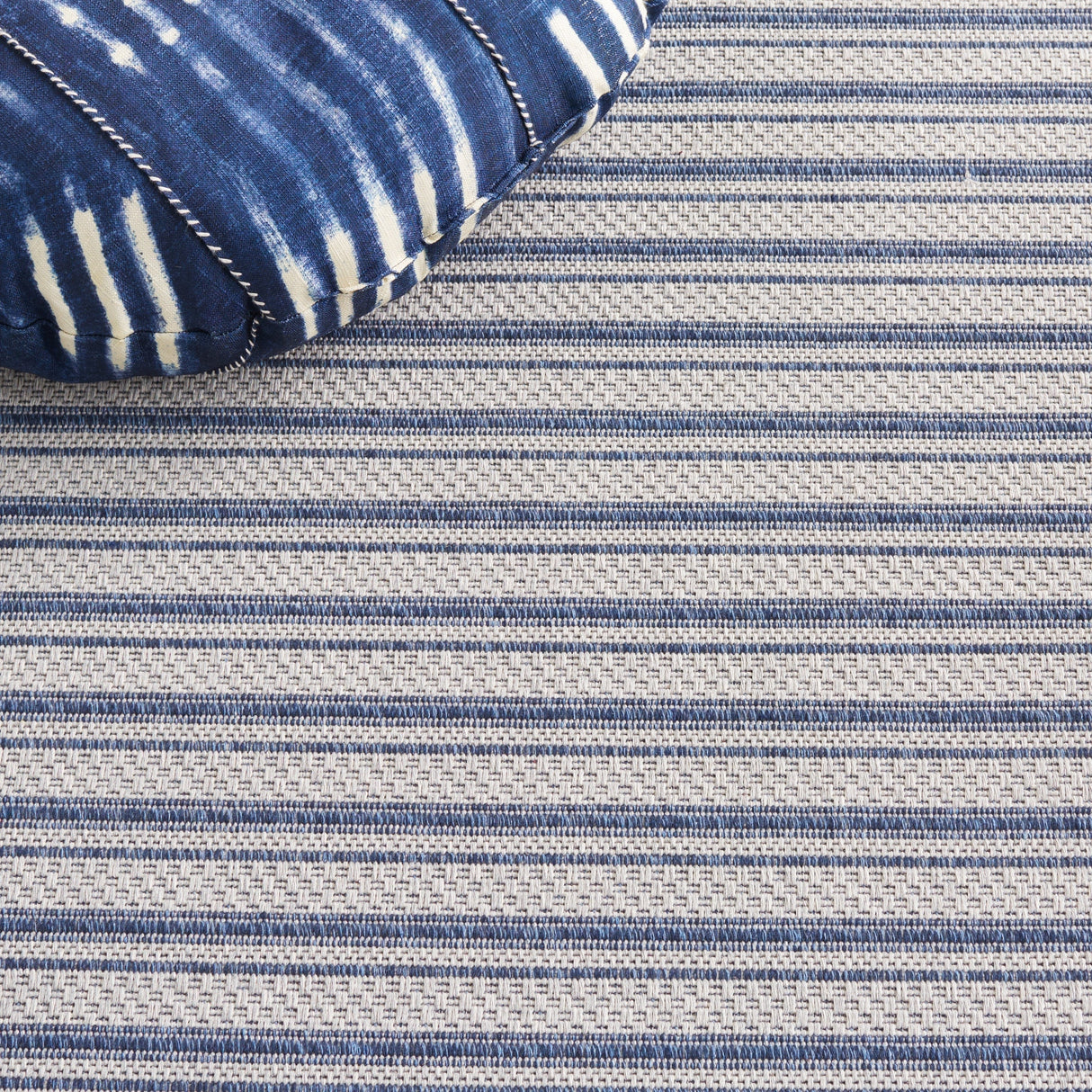 Safavieh Martha Stewart Msr419N Navy/Light Grey Rug.