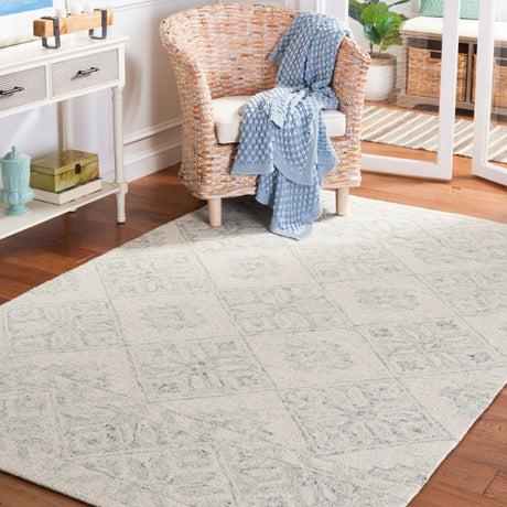 Safavieh Martha Stewart Msr4651M Ivory/Light Blue Rug.