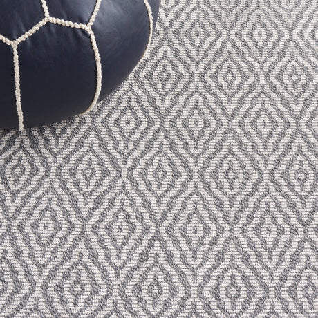 Safavieh Martha Stewart Msr484F Grey/Ivory Rug.