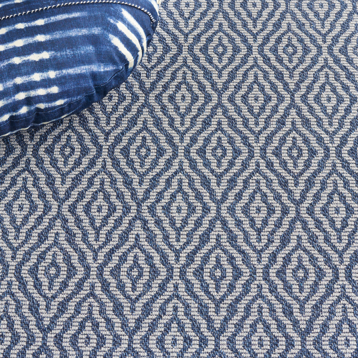 Safavieh Martha Stewart Msr484N Navy/Light Grey Rug.