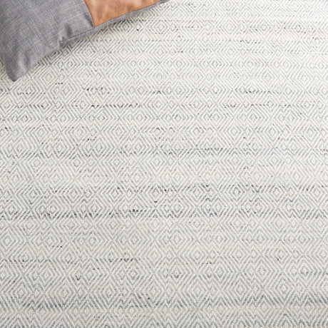 Safavieh Martha Stewart Msr9675J Light Blue/Ivory Rug.