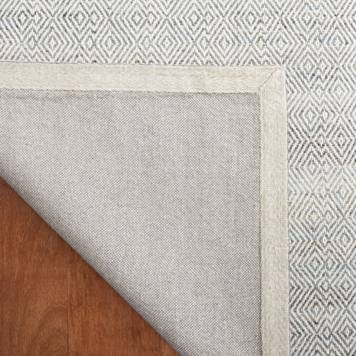 Safavieh Martha Stewart Msr9675X Dark Green/Ivory Rug.