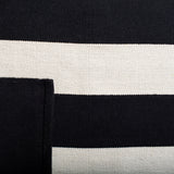 Safavieh Montauk Mtk712D Black / White Rugs
