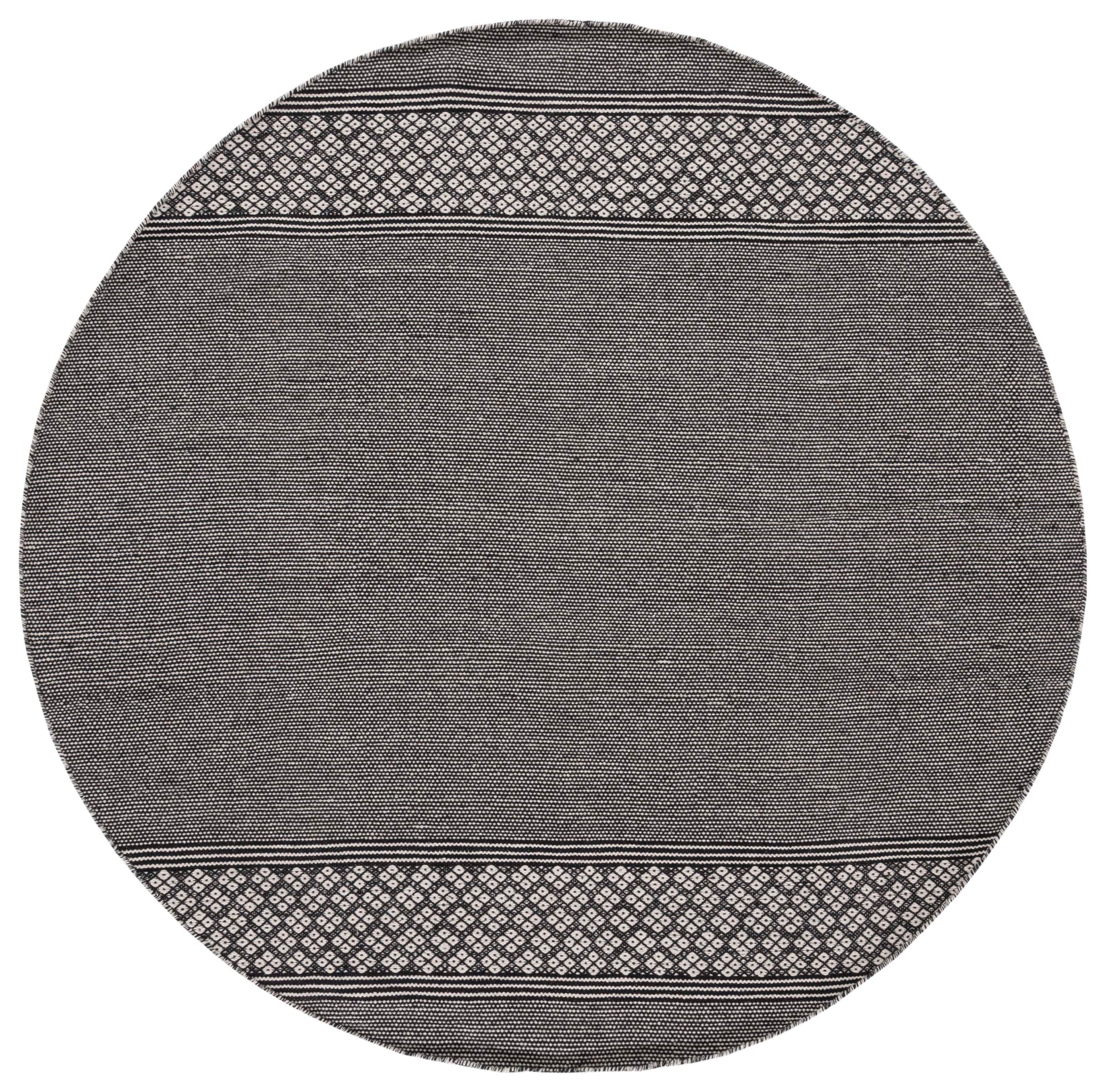 Safavieh Montauk Mtk727Z Black/Ivory Area Rug