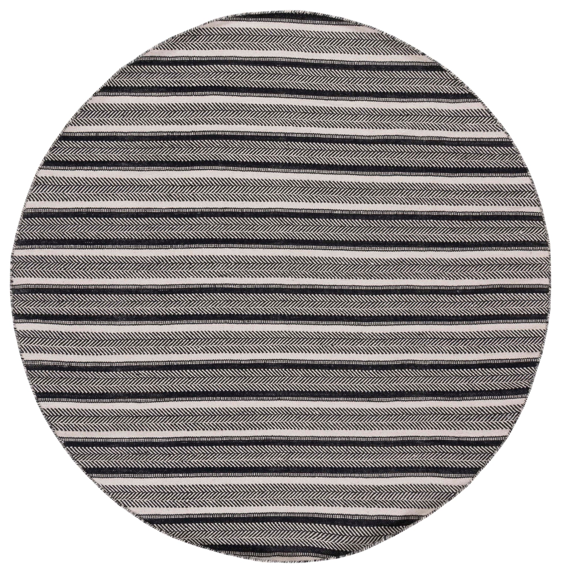 Safavieh Montauk Mtk730Z Black/Ivory Area Rug