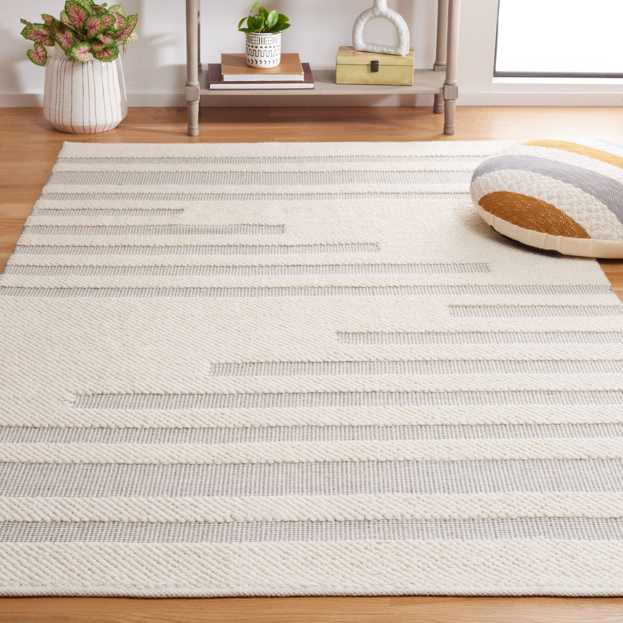 Safavieh Natura Nat205F Ivory/Grey Rug.