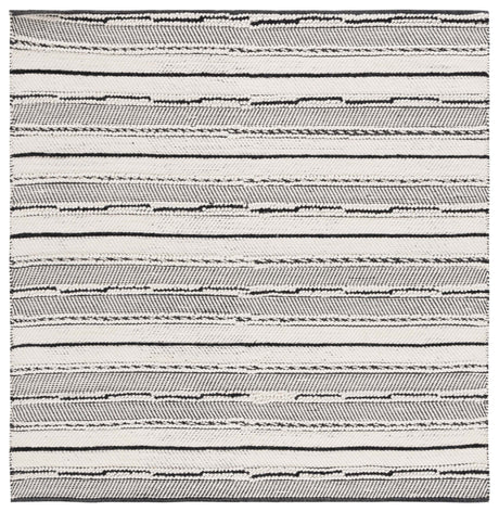 Safavieh Natura Nat281Z Black/Ivory Rug.