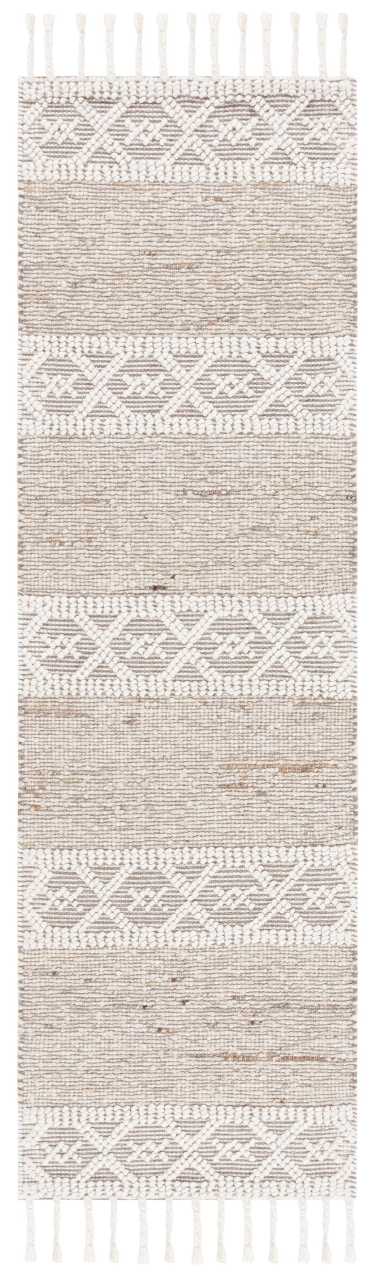 Safavieh Braided BRA201A Ivory and Light Grey Area Rug