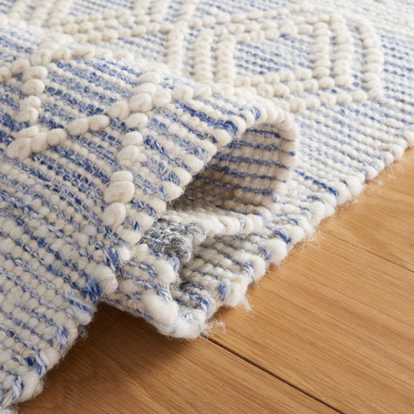 Safavieh Natura Nat297M Ivory/Blue Rug.