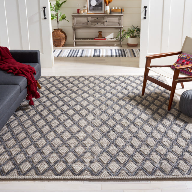 Safavieh Natura Nat313G Silver Rug.