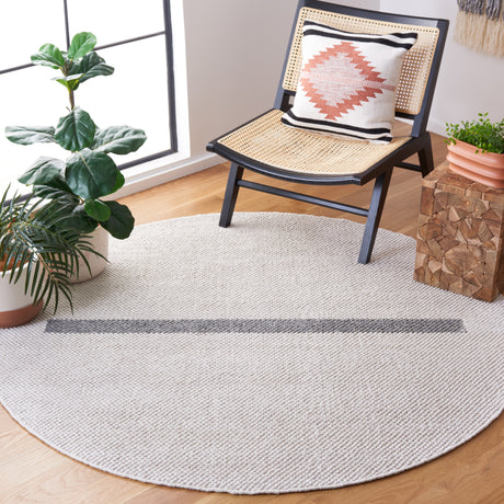 Safavieh Natura Nat324F Ivory/Dark Grey Rug.