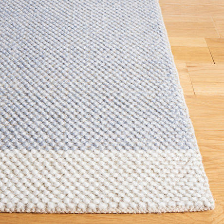 Safavieh Natura Nat324L Light Blue/Ivory Rug.