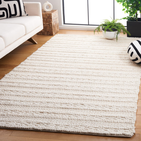 Safavieh Natura Nat714A Ivory Rug.