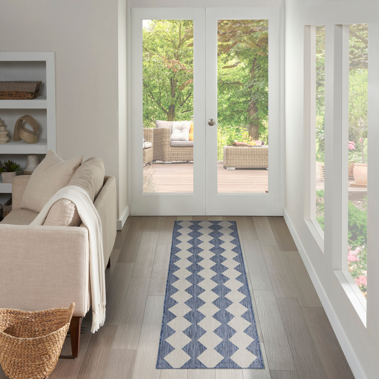 Nourison Positano POS04 Machine Made Navy, Blue Rug